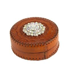 Альтернативный вид Handcrafted Round Leather Jewelry Box with Crystal Concho – Light Brown